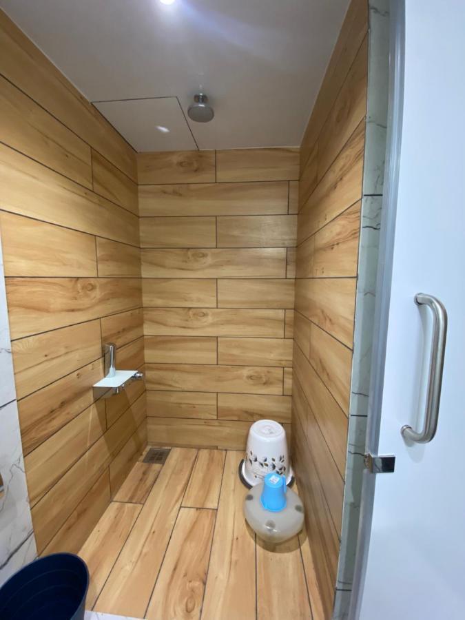 Hotel Apex International Вадодара Екстер'єр фото