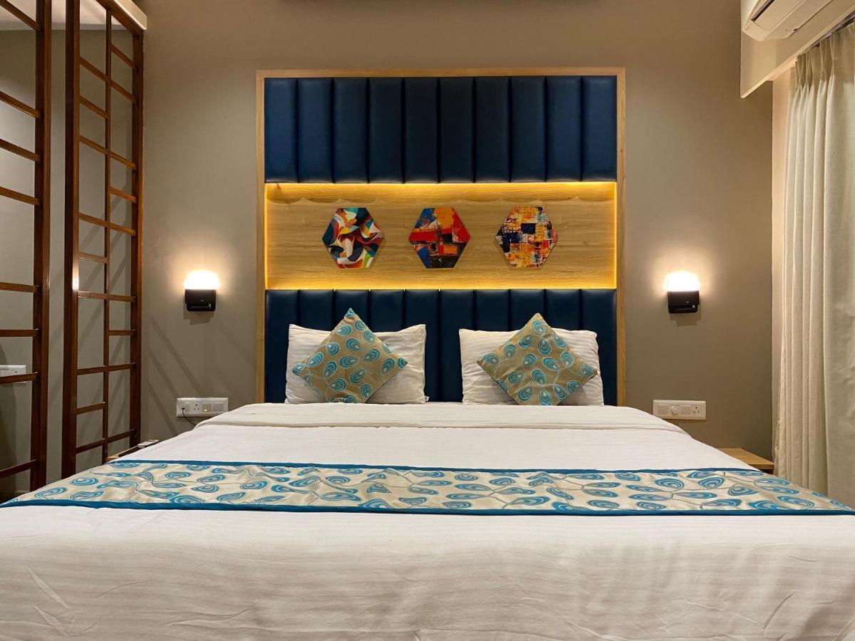 Hotel Apex International Вадодара Екстер'єр фото